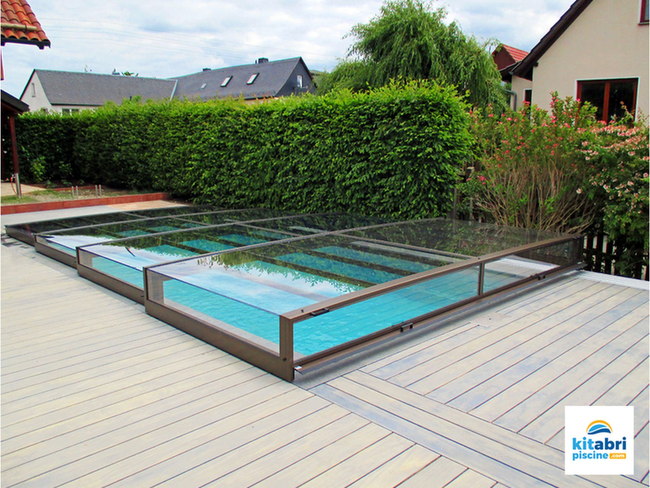 OLERON D - Abri plat en kit pour une piscine de 4 x 8 m - Kitabripiscine -  Kitabripiscine - Spécialiste des abris de piscine et abris spa en kit