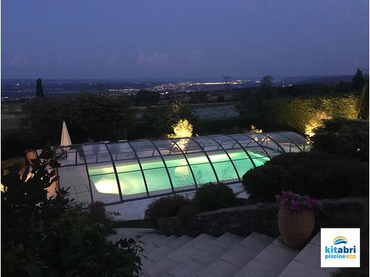 Abris Pour Une Piscine De 5 X 12 M Kitabripiscine Specialiste Des Abris De Piscine Et Abris Spa En Kit