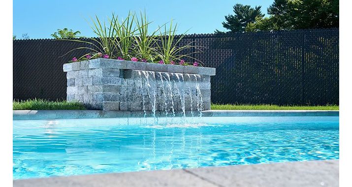 Une fontaine dans votre piscine