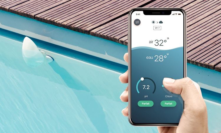 Piscine connectée : 7 objets connectés pour contrôler la qualité